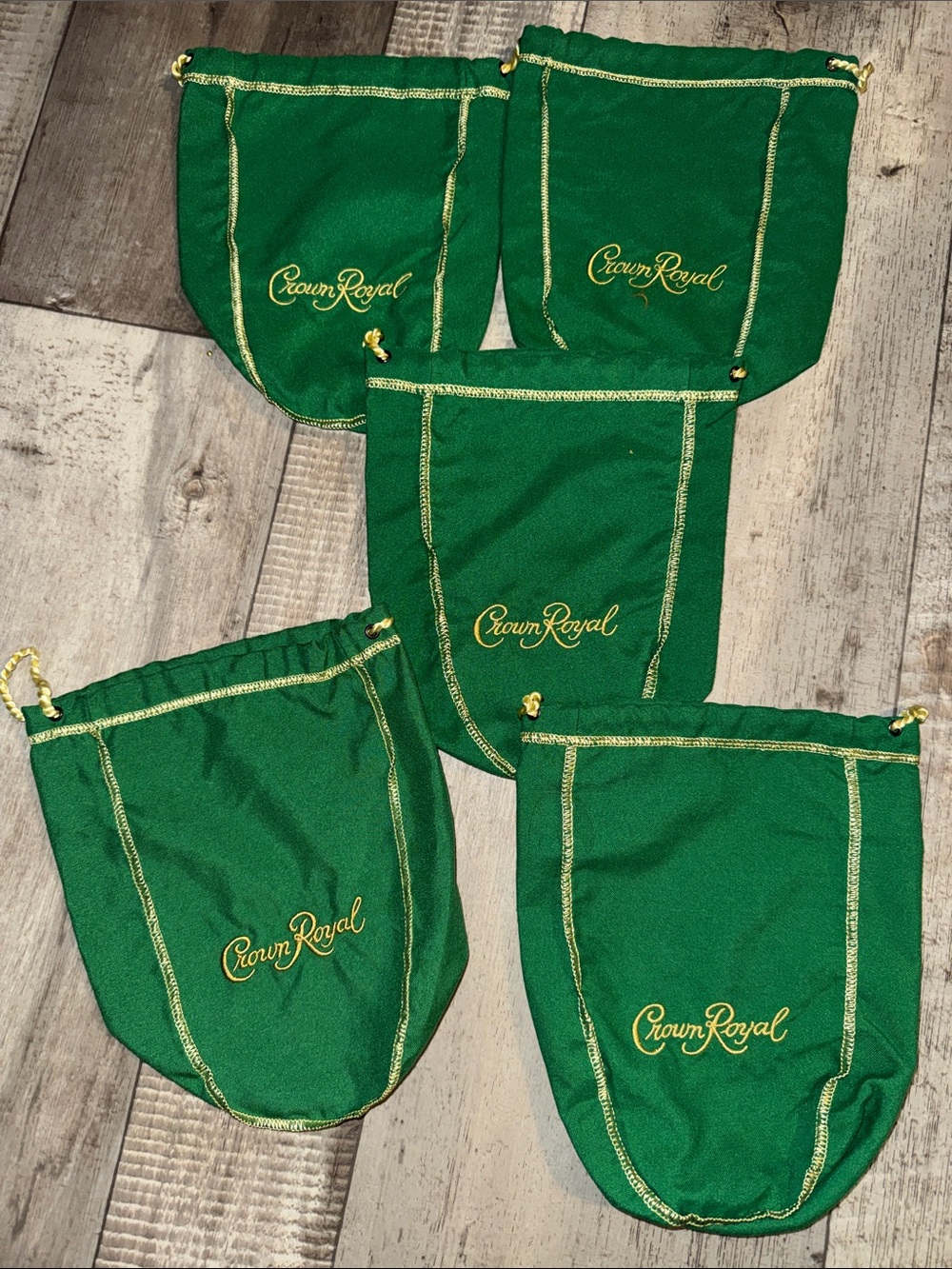 Crown Royal  green Drawstring Pouches - medium size (appx) 9x7.5 Set of 5-